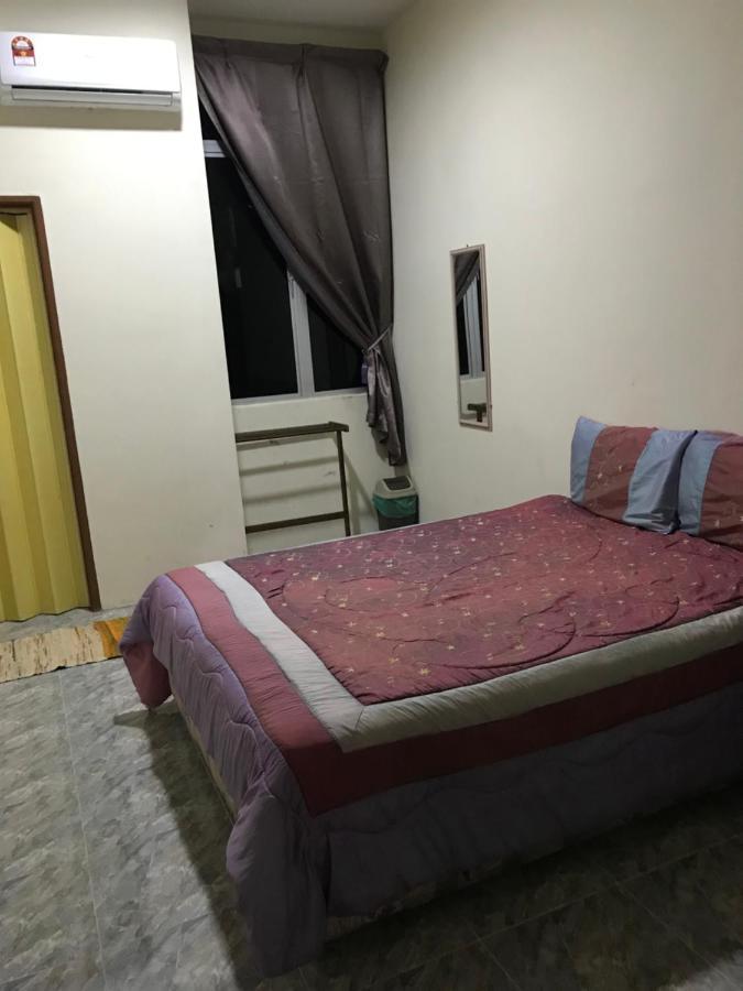 Hj Homestay Kuala Terengganu Exterior photo